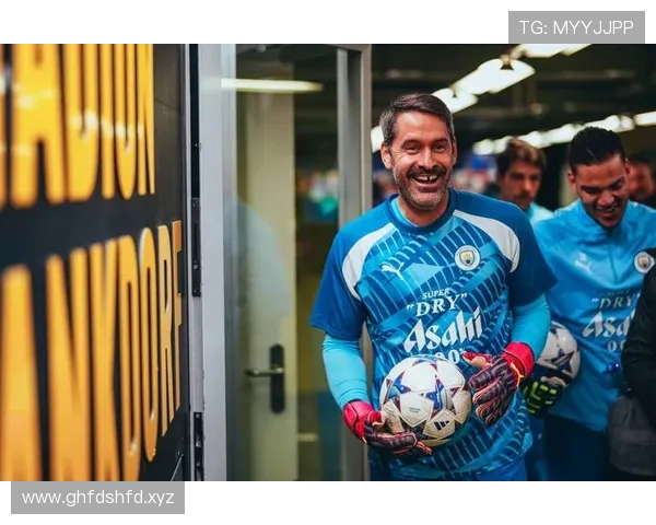 39岁门将卡森离开曼城六年仅出场两次却豪取十二座冠军奖杯